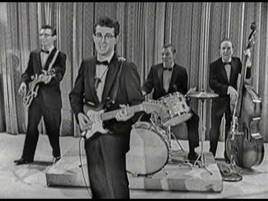 Buddy Holly &amp; The Crickets &quot;That&#39;ll Be The Day&quot; on The Ed Sullivan Show -  YouTube