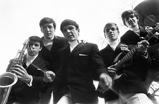 DC5002 : The Dave Clark Five - Iconic Images